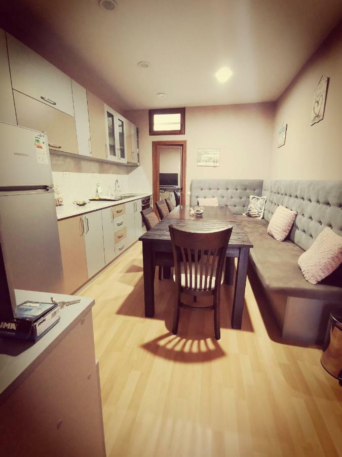 Къща За Гости Дарая Veliko Tărnovo Exteriör bild